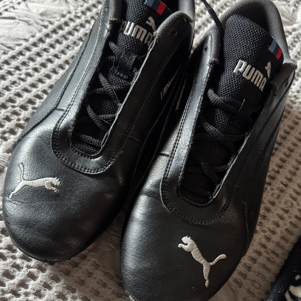Puma Mens Black Leather Sneakers